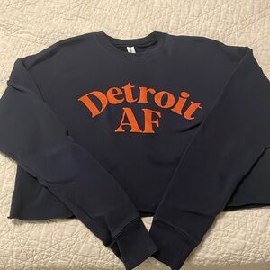 DETROIT AF Tigers Colors Crop Crewneck (S)